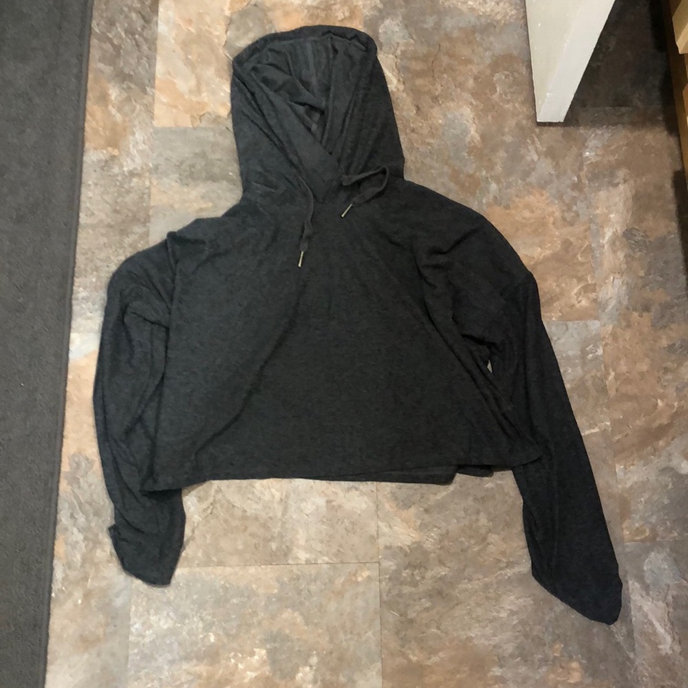 Cropped hoodie